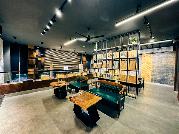 Woodveda Plywood Showcase
